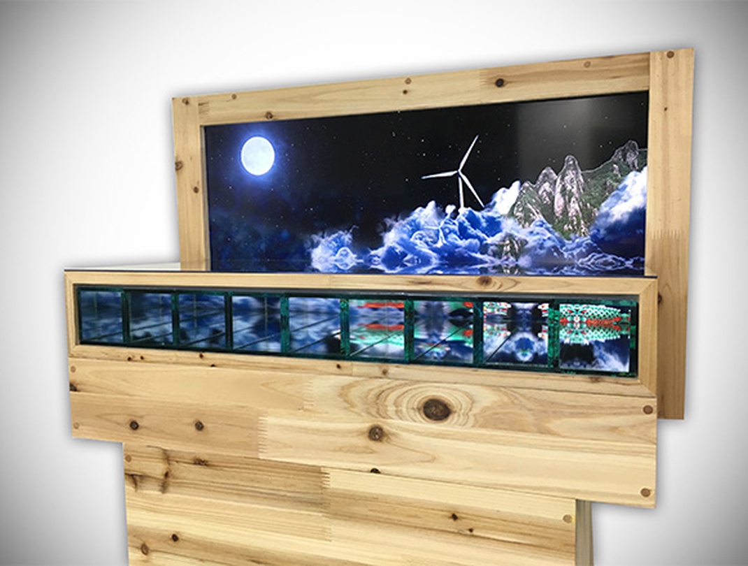 임용현_Imagine_2016_LED TV, 거울, 삼나무_66.5x124x41cm_4min 40sec