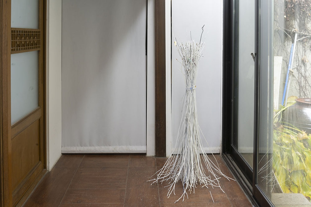 전시전경, 공간독립