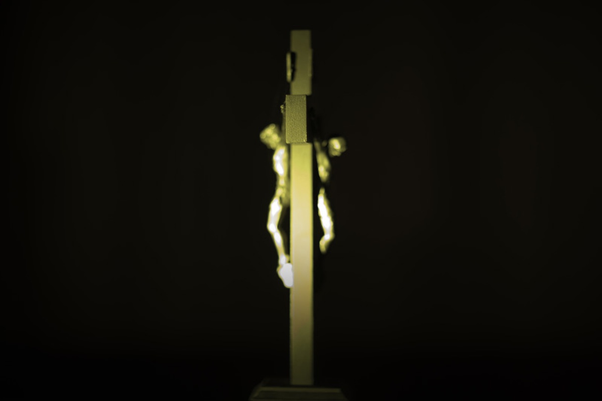 김주희_공소순례  Pigment based Inkjet on white velvet 350x400mm, 2018