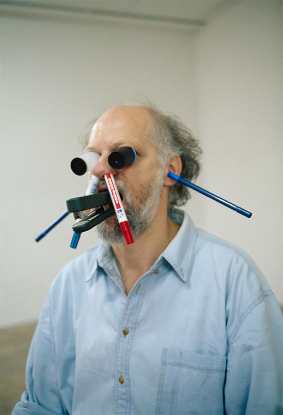 One Minute Sculptures, 1997-2005, C-prints on paper, 45 x 30cm, Collection of Tate