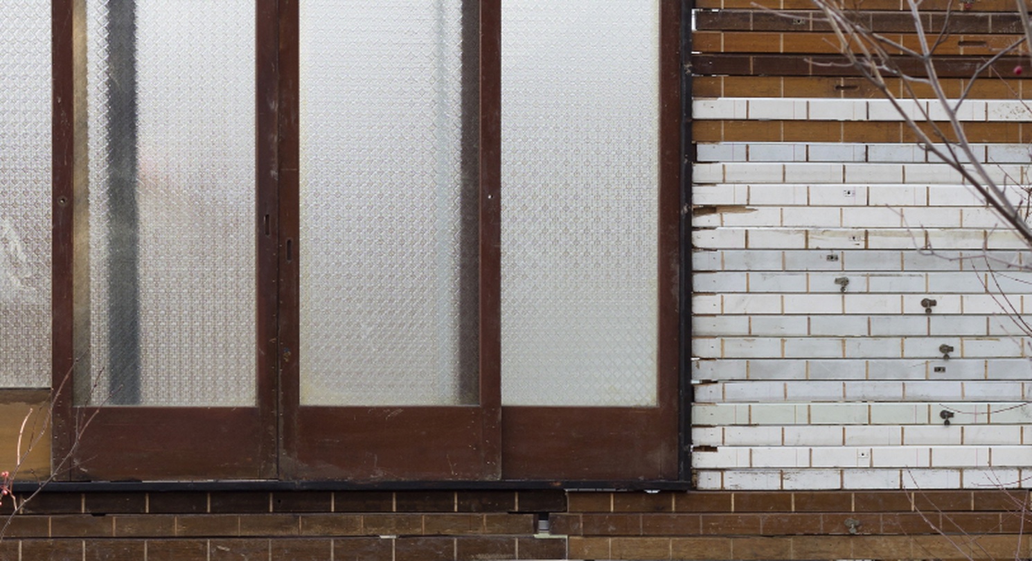 봄  2015   5x6m  수집한 창문