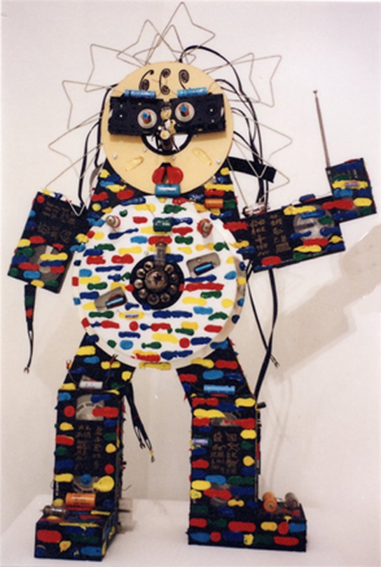 백남준, 세기말인간 Fin de Siecle Mixed media,98x62x30, 1992