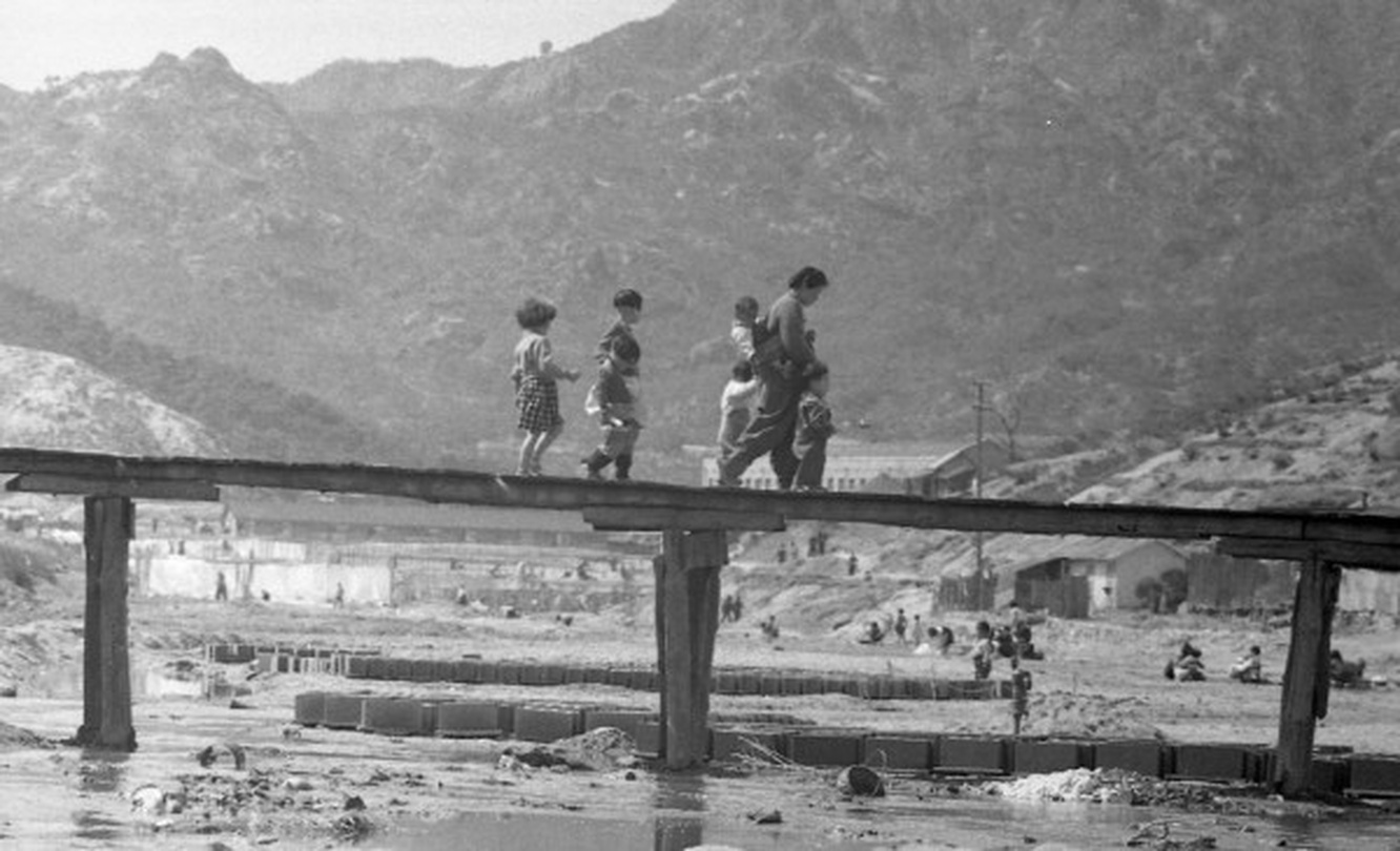 임응식, 가족2,중랑천,서울,1958