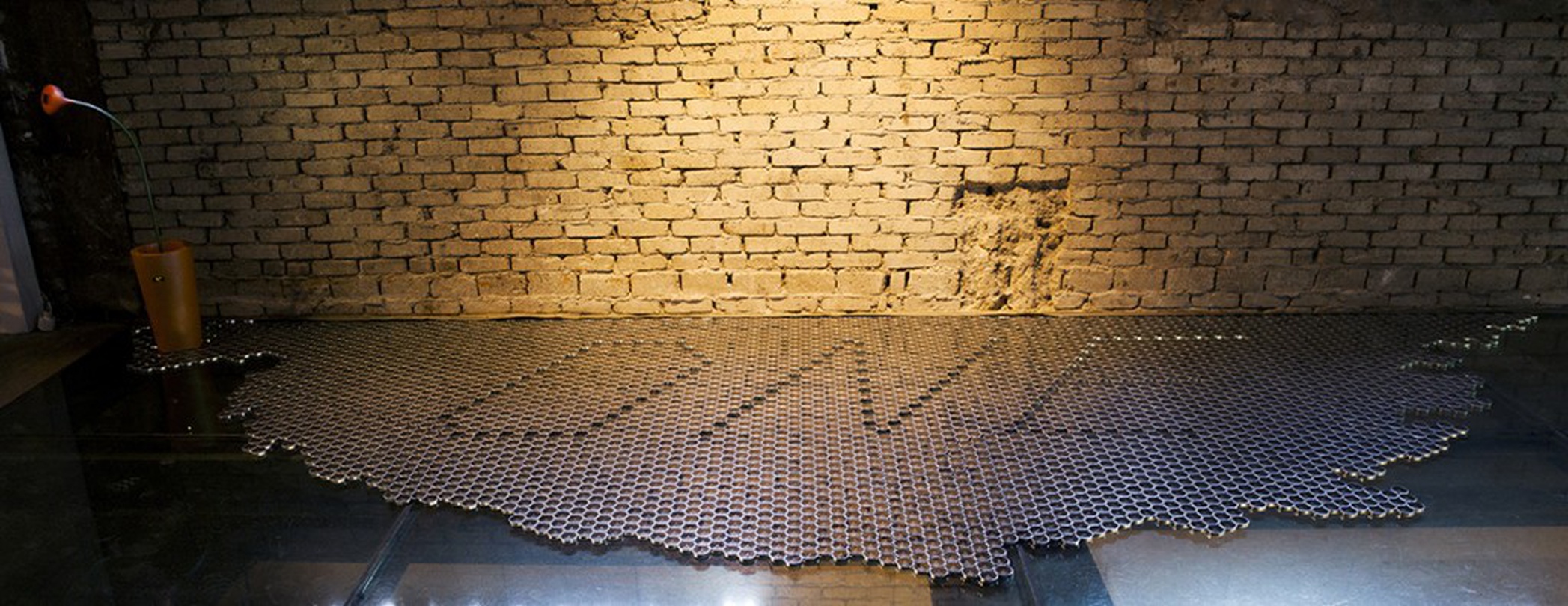 김승영  Kim Seung Young ONE, 나침판, 혼합재료 2015