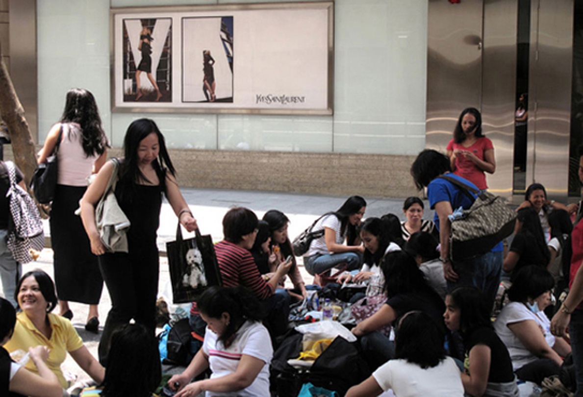 Marisa González_Ellas Filipinas / They, the Philippines_영상_00:53:00_2010