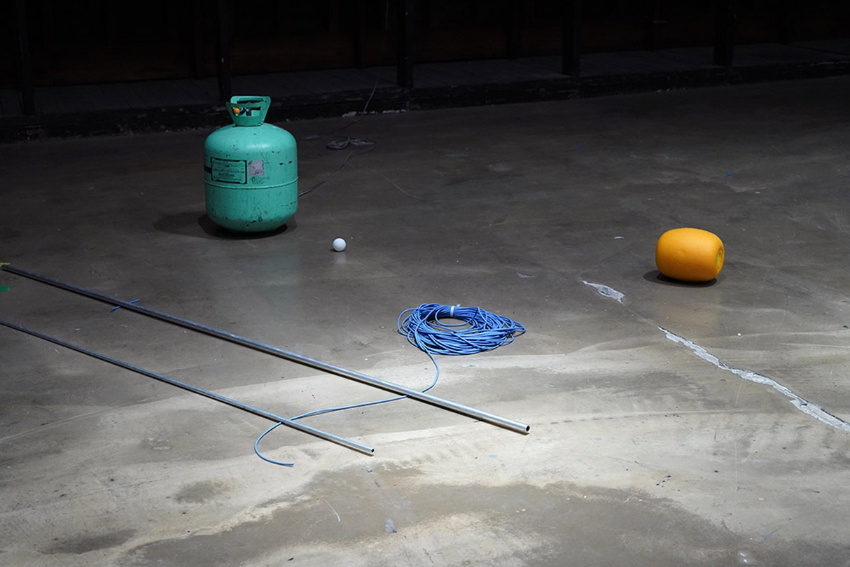 다이애나밴드, 루트에 대한, 대화, 2021, 혼합재료, 가변설치, 서울시립미술관, SeMA창고, 신진미술인 전시지원 프로그램 사진촬영: 다이애나밴드