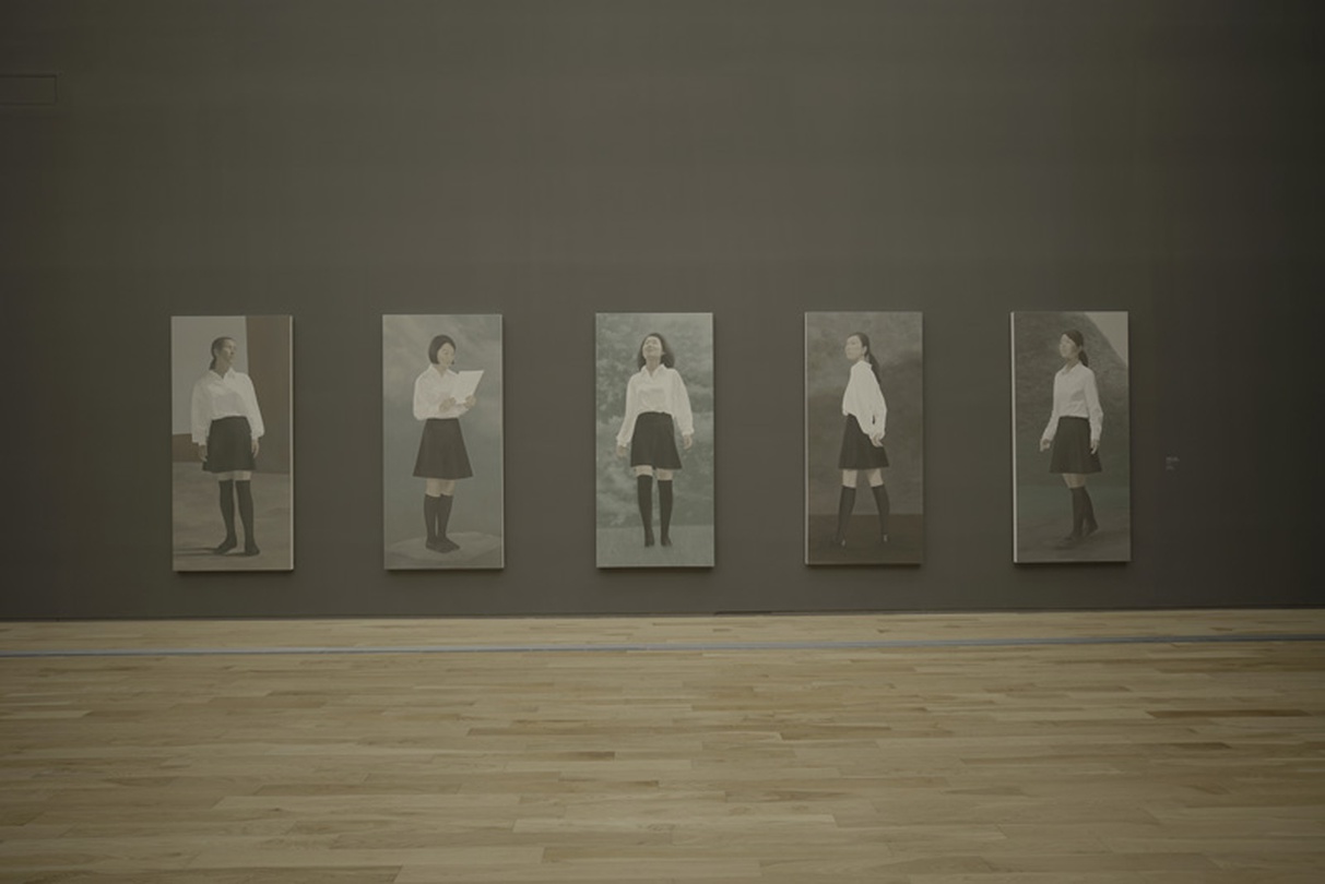 써니킴_교복입은 소녀들 전시전경, 국립현대미술관 서울관
