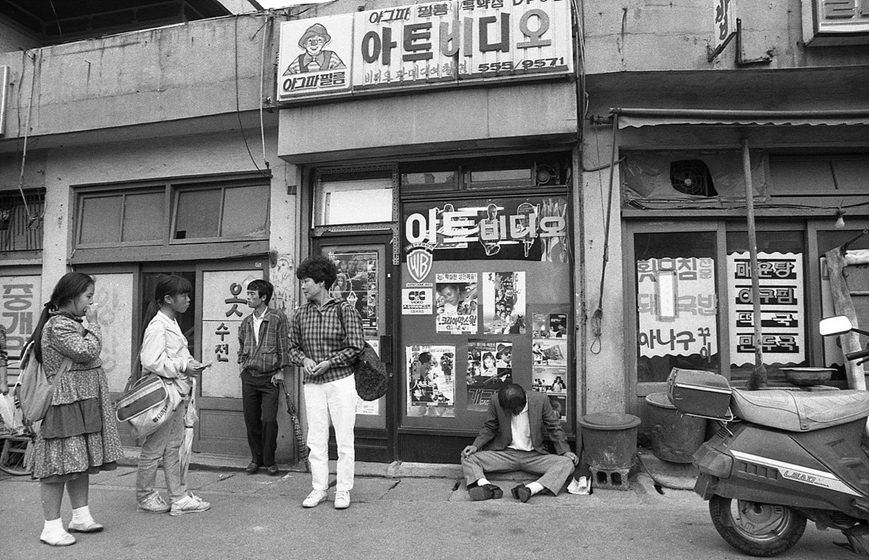 문진우 개인전 : 내 마음속 다큐 한 장