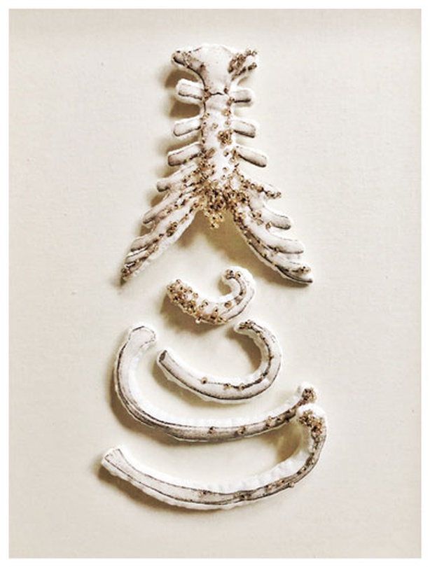 허정은,  Human, 무명천에 전사, 바느질, 31 x 39cm, 2017