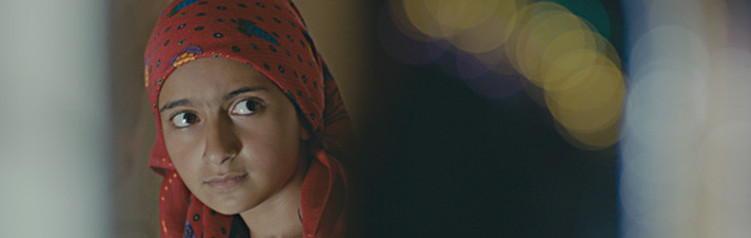 나는 열 살의 이혼녀, 카디자 알살라미, 2014, 96min